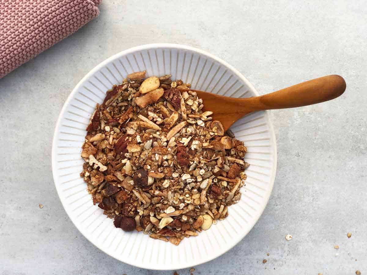 Read more about the article Nussiges Granola